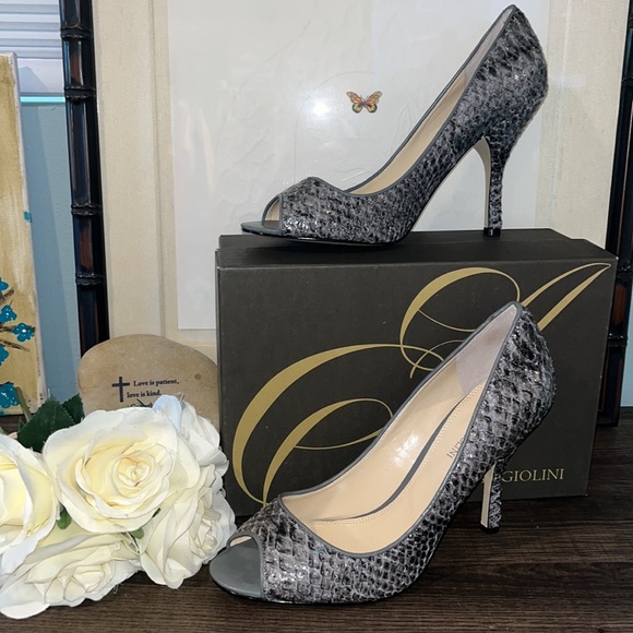 Enzo Angiolini Peep Toe Gray Snakeskin Heels 3.5" sz 9 - Picture 1 of 12